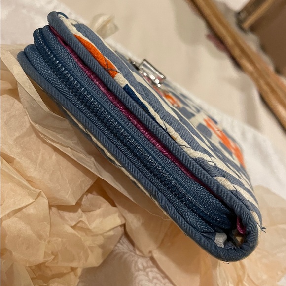 Colorful Geometric Pattern Wallet - Picture 8 of 17